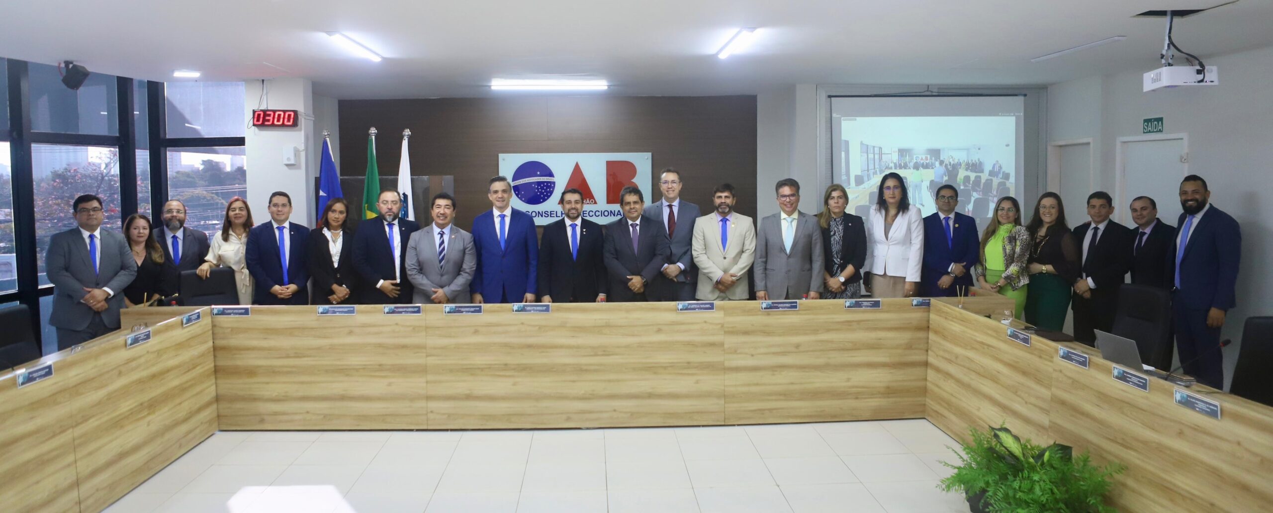 Em sessão na OAB/MA, PGJ anuncia novo concurso para promotores de ...