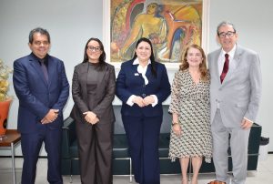 SÃO LUÍS – PGJ recebe visita de professor de Direito